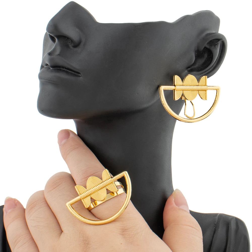 Conjunto Nobreza Africana – Mapa Dourado com Brincos e Anel Ajustável