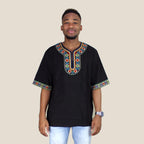 T-shirt Dashikiage Unissexo – Estilo Africano com Bordado Exclusivo