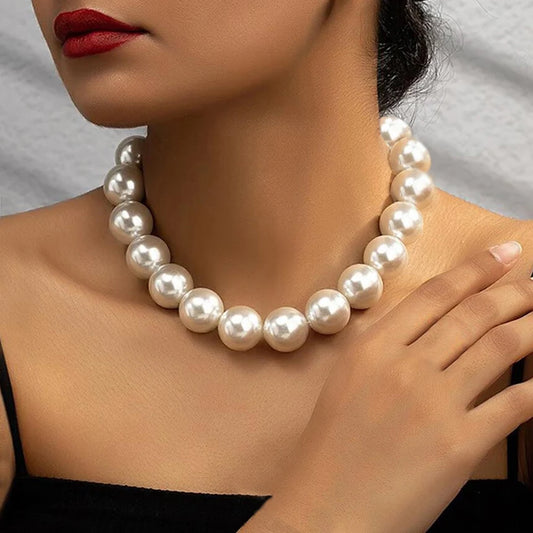 Aihua – Colar Choker de Pérolas Elegantes