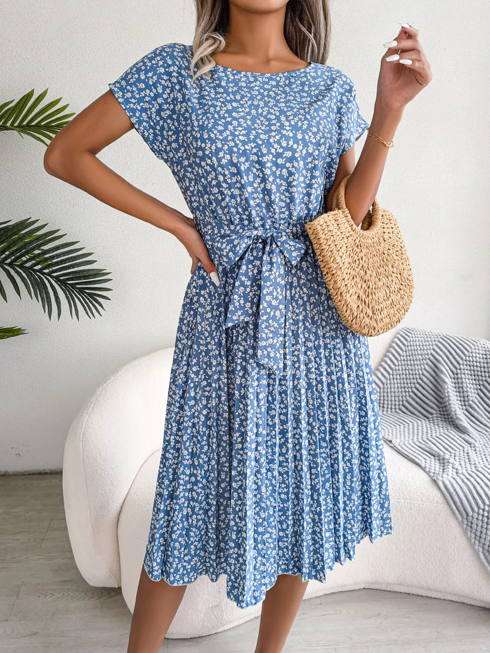 Vestido Aurora Africana – Elegância Floral de Verão