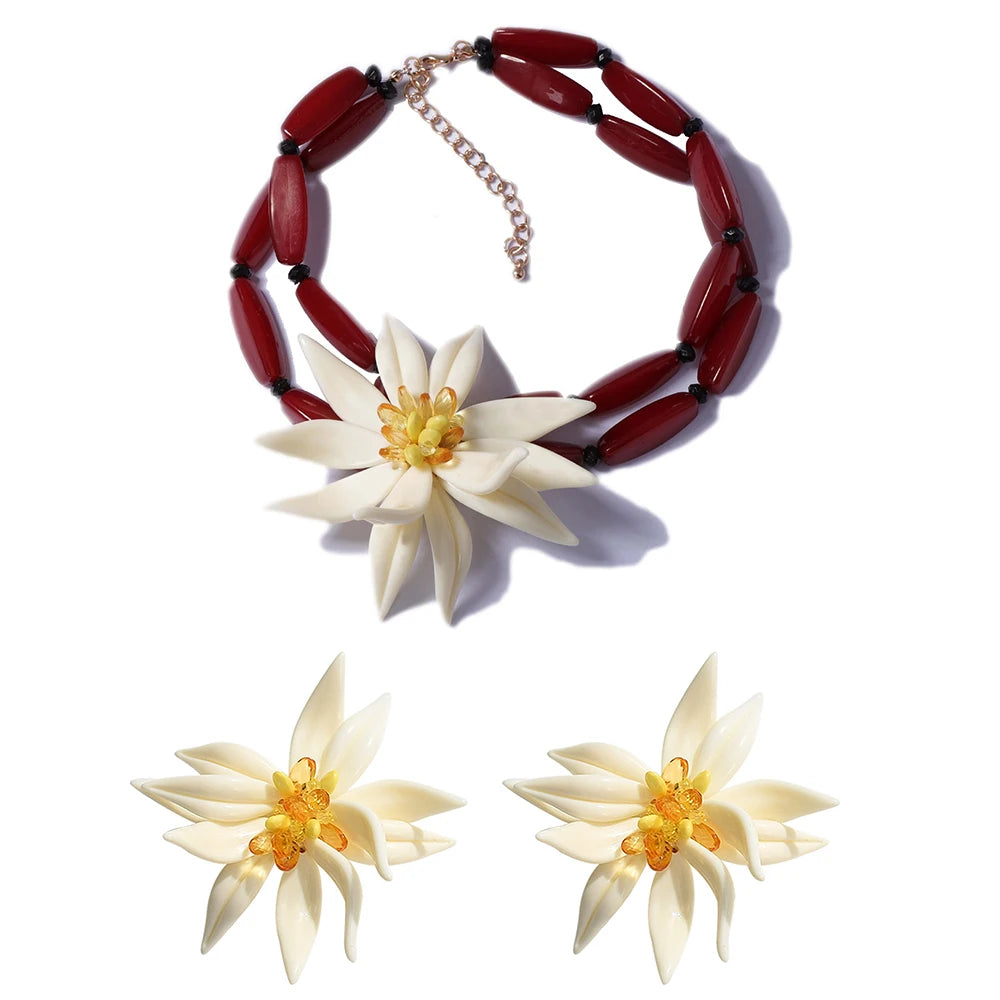 Colar Flor do Mar – Resina Boho com Contas Tropicais