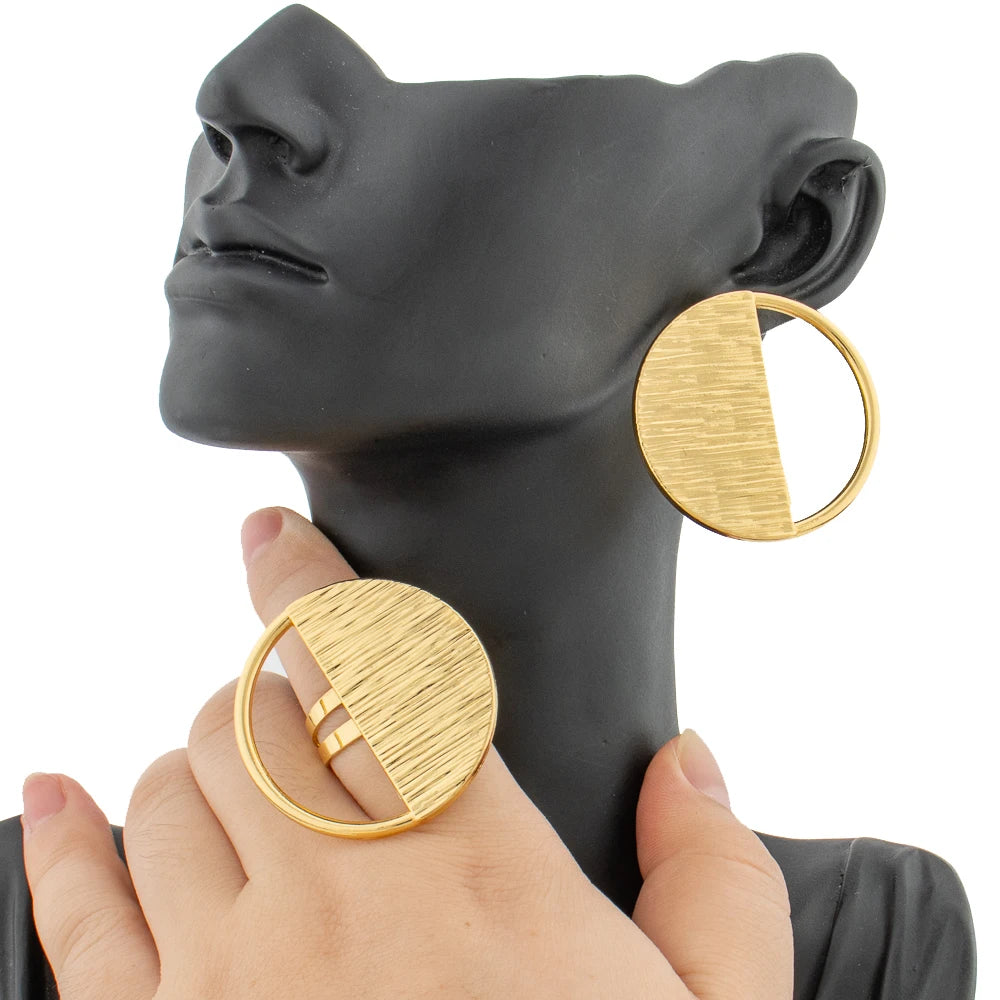 Conjunto Nobreza Africana – Mapa Dourado com Brincos e Anel Ajustável