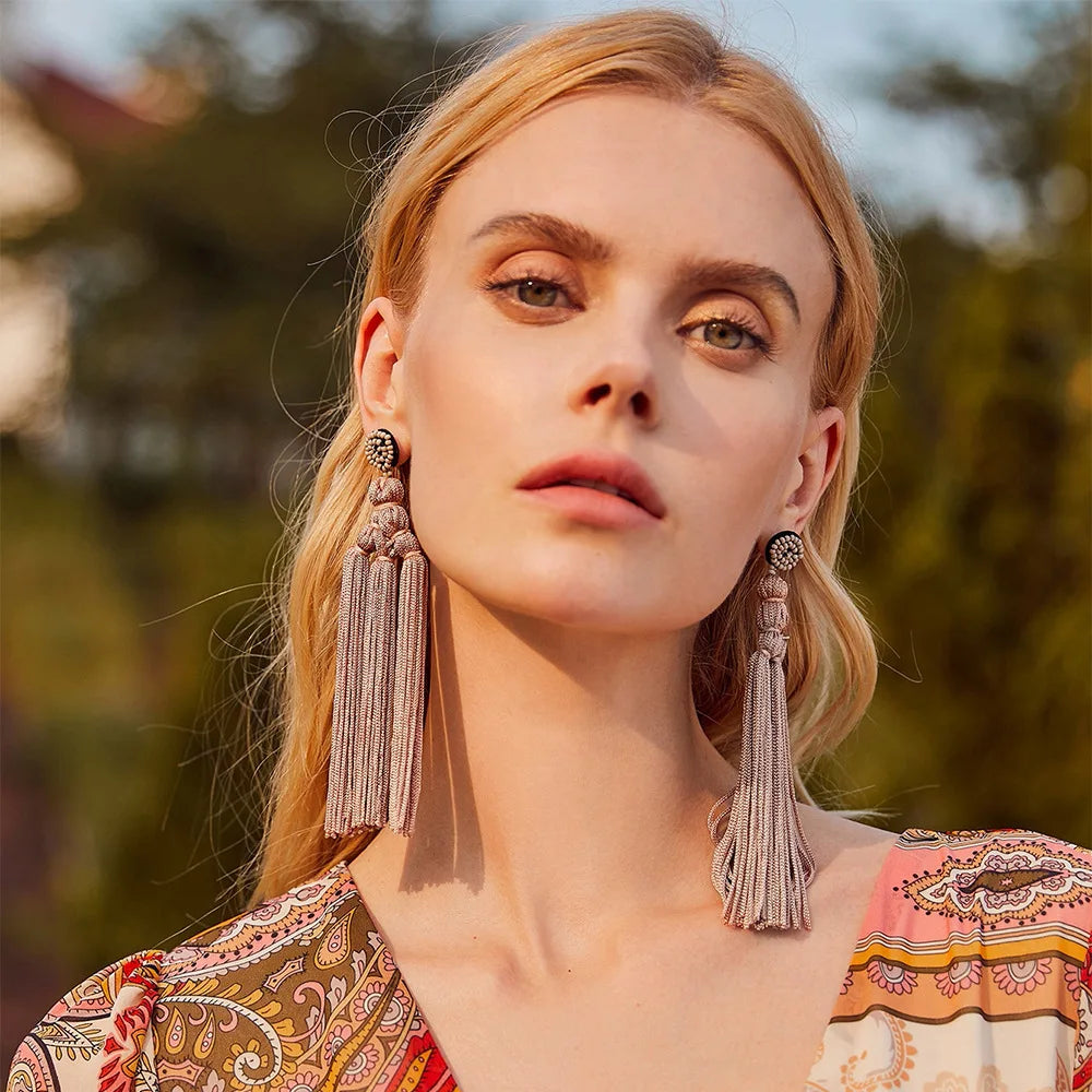 Brincos "Encanto Tribal" – Artesanais com Franjas | Estilo Boémio e Sofisticação Étnica