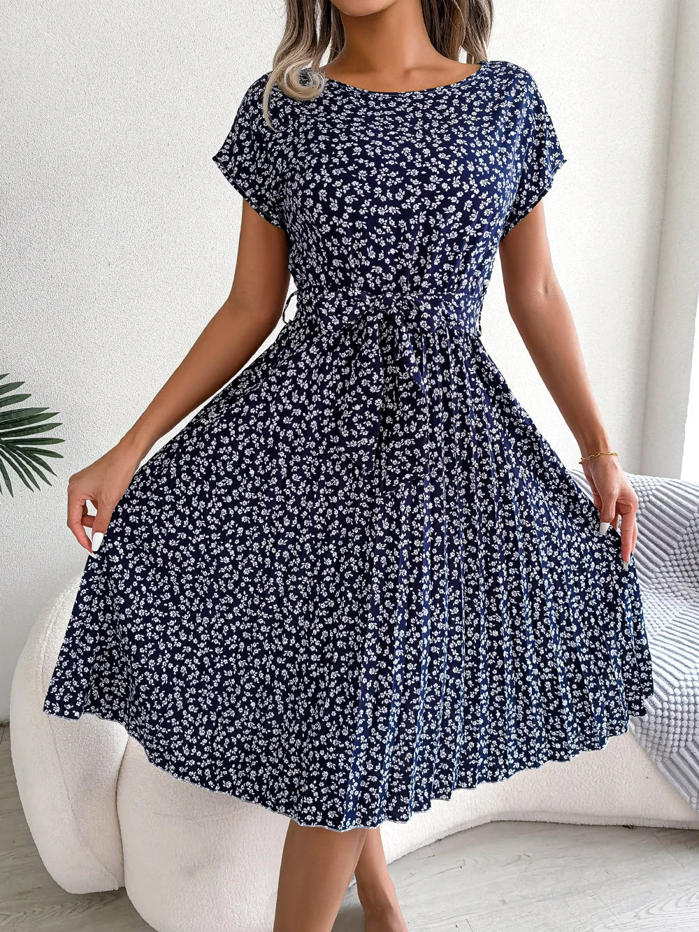 Vestido Aurora Africana – Elegância Floral de Verão