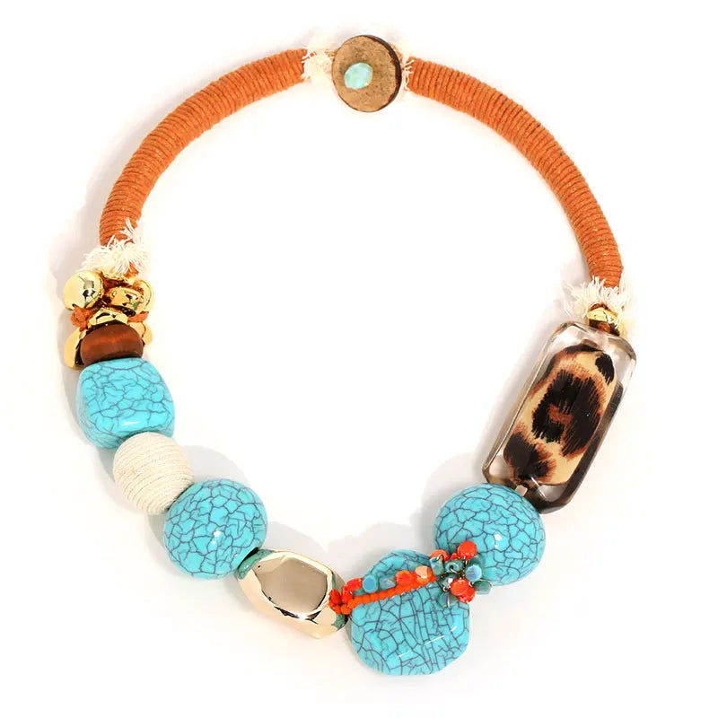 Colar Essência Boho – Contas Artesanais com Alma Africana