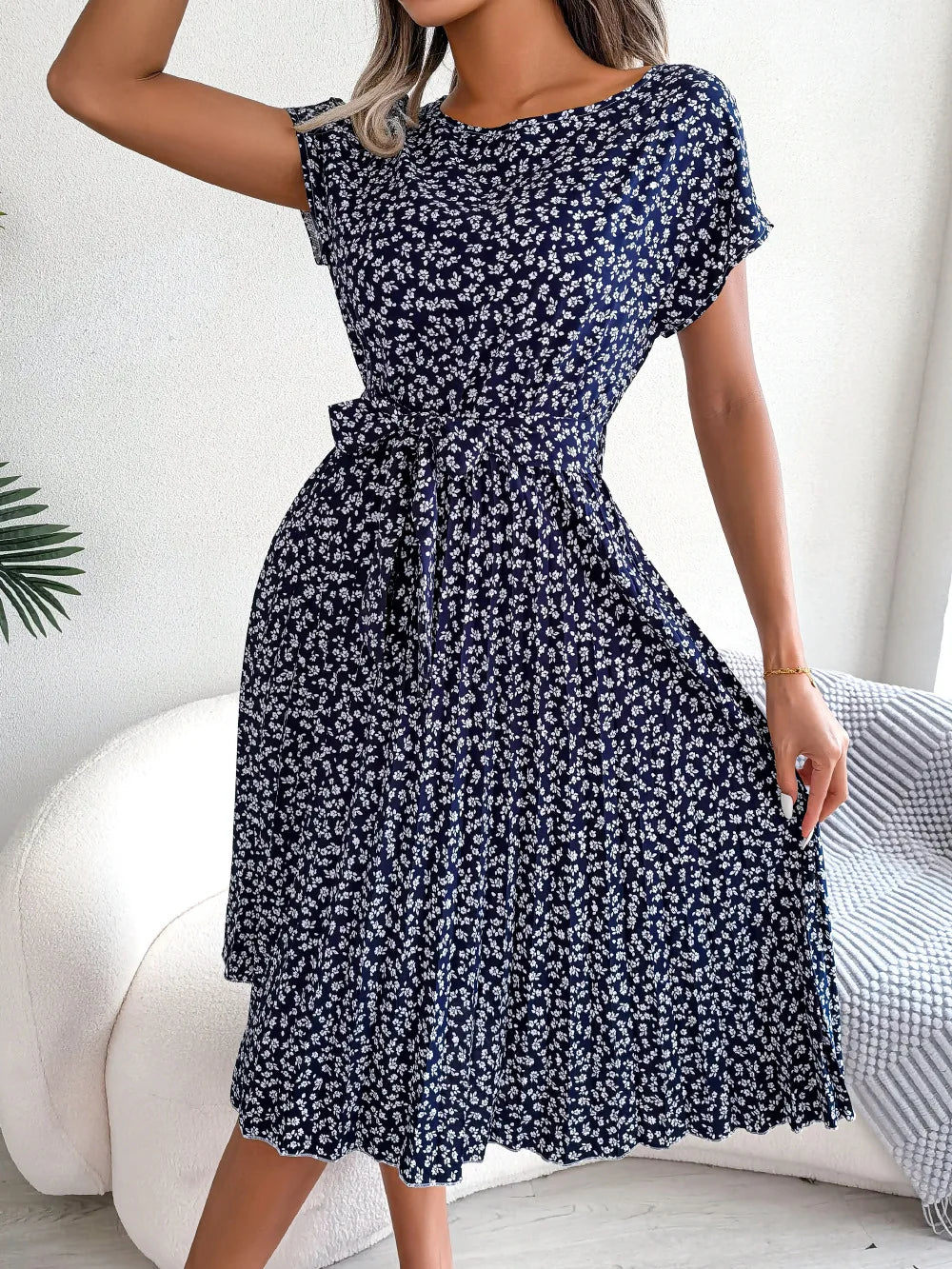 Vestido Aurora Africana – Elegância Floral de Verão