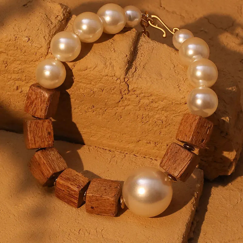 Colar Império Tribal – Contas Artesanais com Impacto