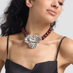 Colar Rosa Tribal – Impacto Africano em Vermelho & Preto