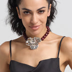 Colar Rosa Tribal – Impacto Africano em Vermelho & Preto