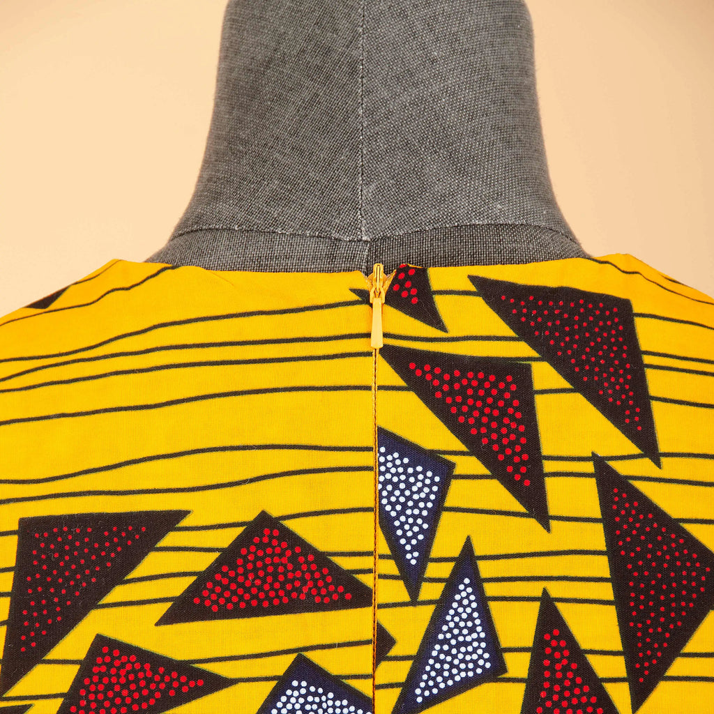 Conjunto Afripride Raízes – Blusa Curta Estampada & Calças Ankara