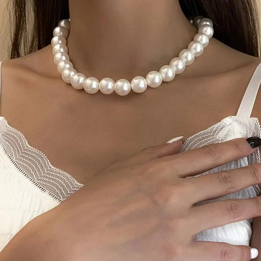 Aihua – Colar Choker de Pérolas Elegantes