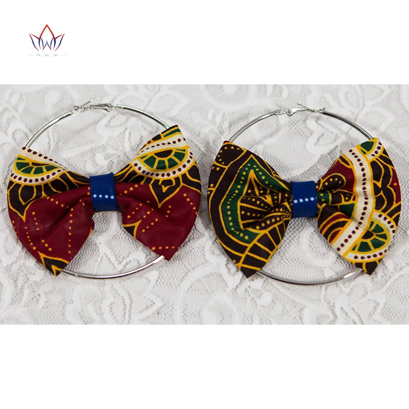 Brincos Essência Africana – Círculos Artesanais em Tecido Wax