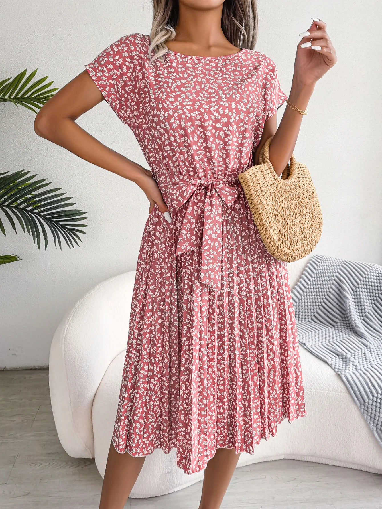 Vestido Aurora Africana – Elegância Floral de Verão