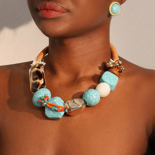 Colar Essência Boho – Contas Artesanais com Alma Africana