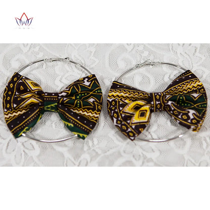 Brincos Essência Africana – Círculos Artesanais em Tecido Wax